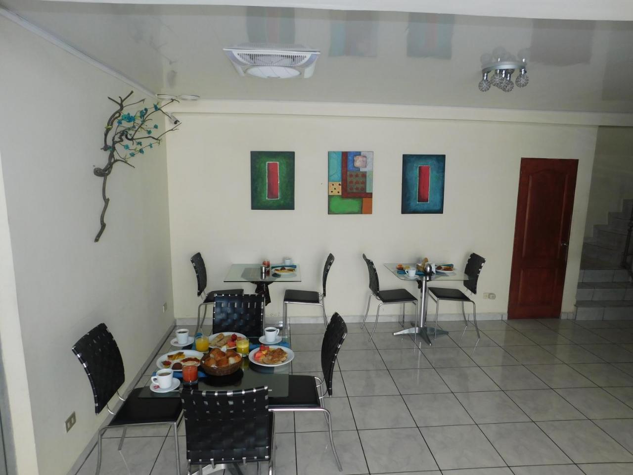 Hotel San Jose Hostal San Salvador Exterior photo